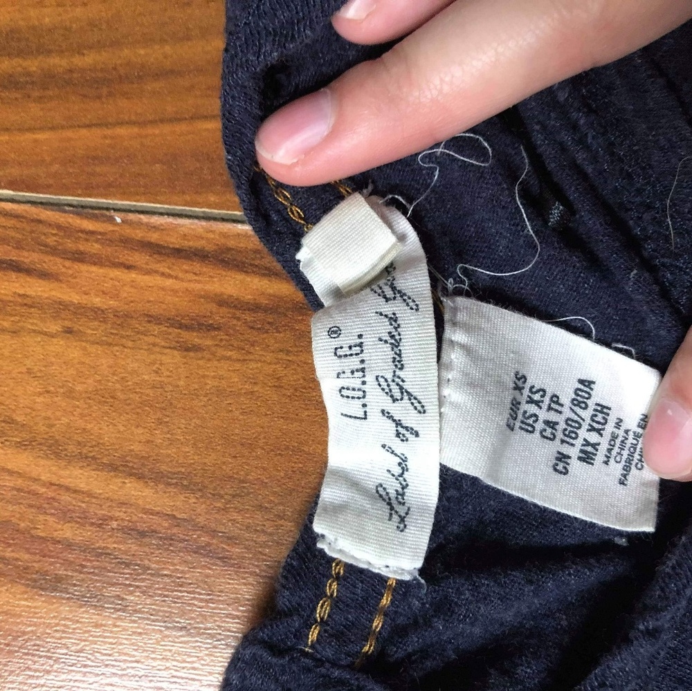 Button Down Back Top - Picture 3 of 3